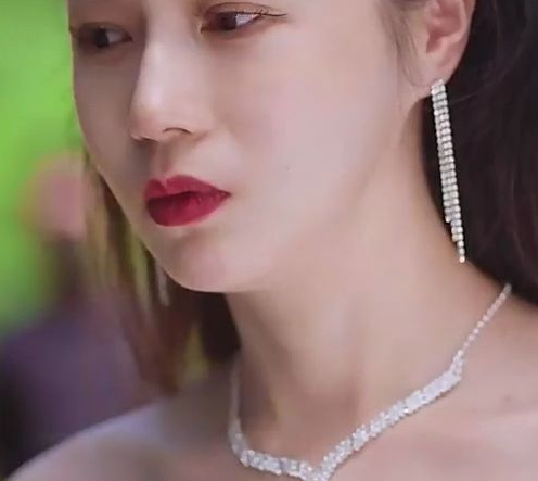 《霸道女总裁的超级尊王》