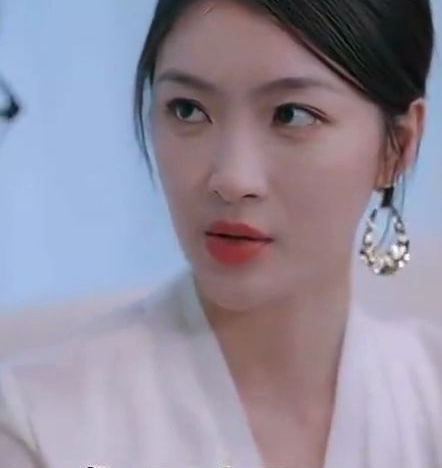 《女总裁的顶流小娇夫》