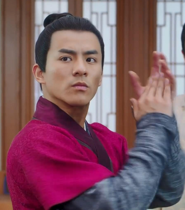 《冷面师爷俏县令》